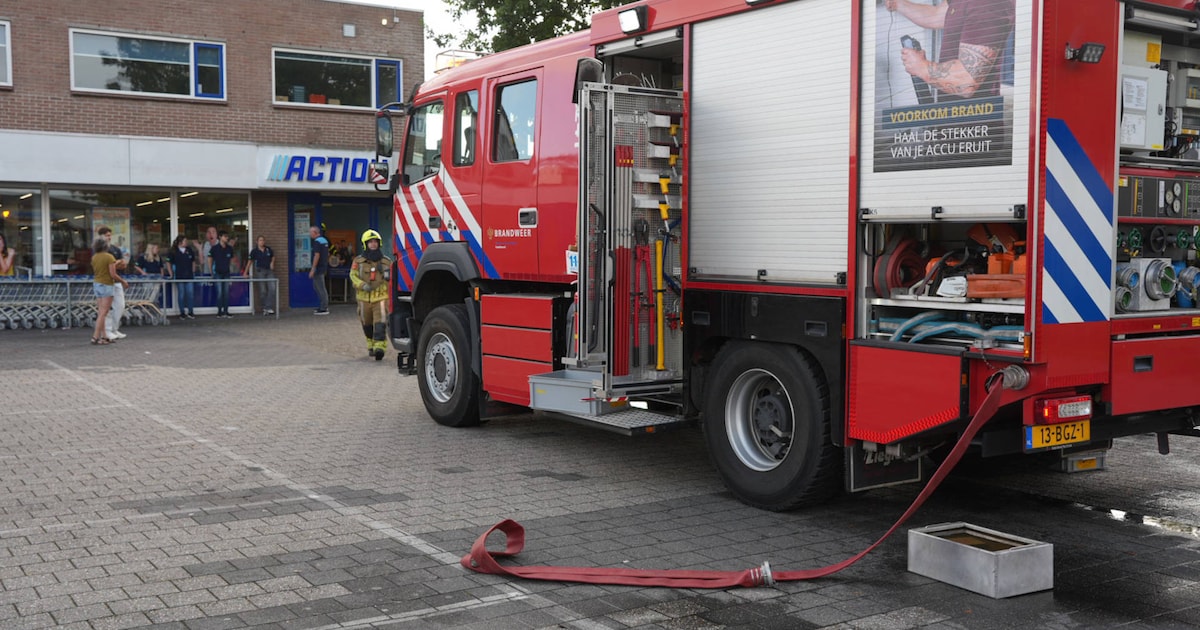 Brand bij Action in Kaatsheuvel: winkel volledig ontruimd, personeel op straat