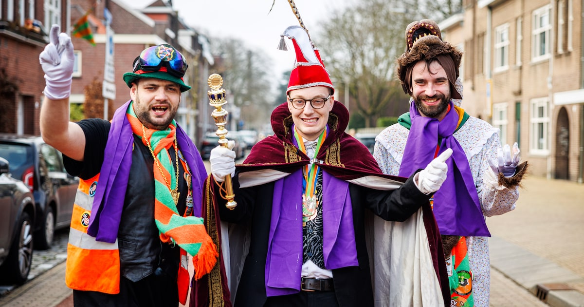 Prins Cas heeft met adjudant en wolfwacht een Raad van Twee, maar ze ...