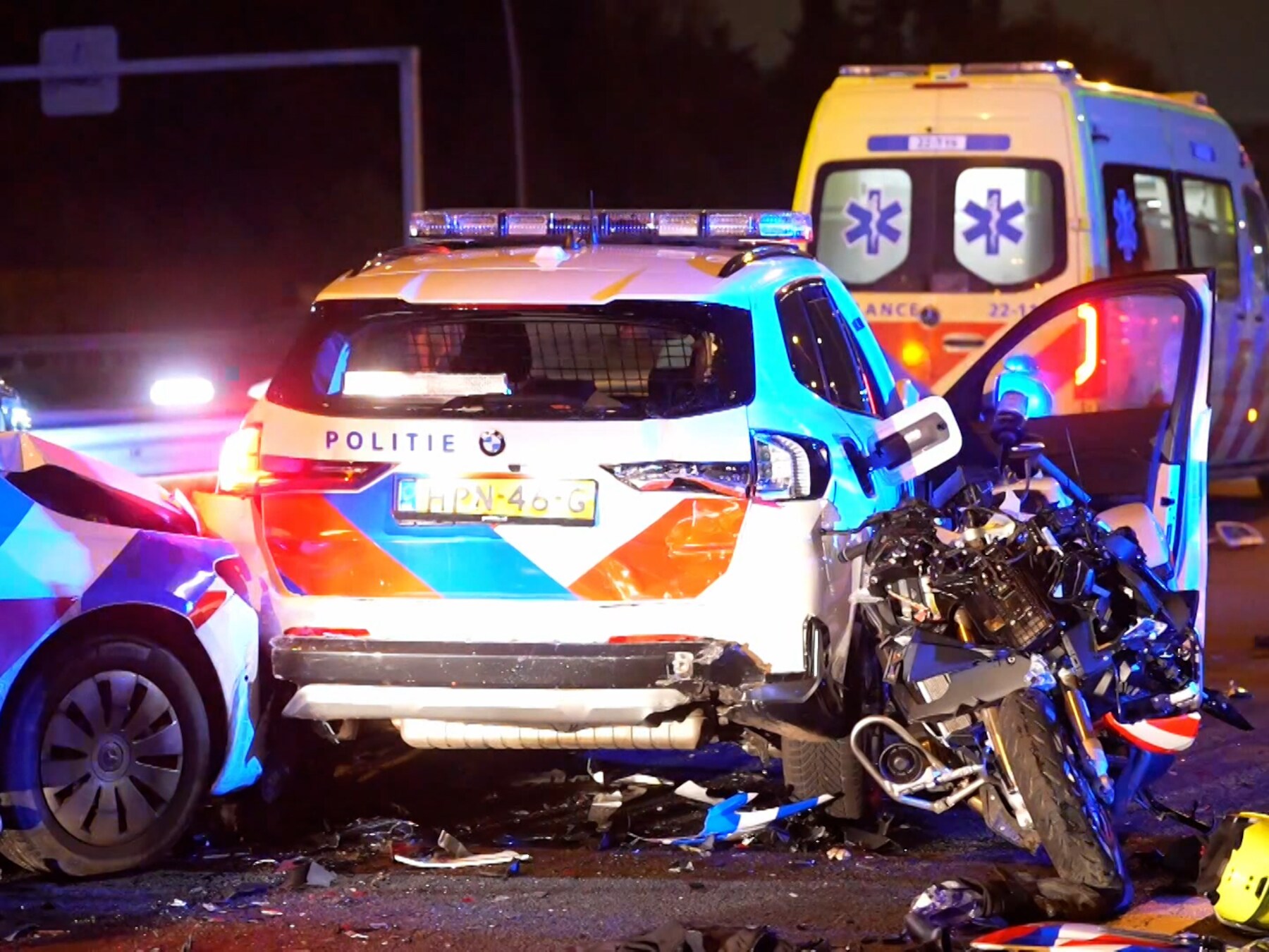 Wilde achtervolging op autodief eindigt in crash op A2