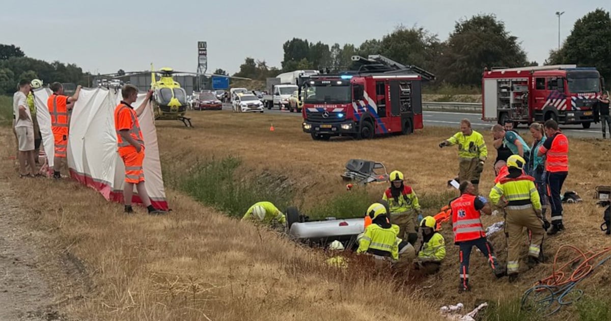 Meerdere gewonden bij ongeval op A50 bij Uden: twee traumahelikopters ingezet, snelweg dicht