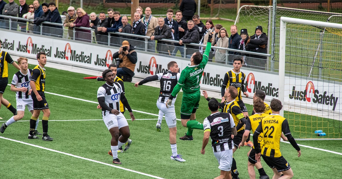 ‘Zaterdagclub’ Theole moet halve finale op zondag spelen: ‘Balen, want we missen daardoor belangrijk