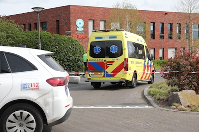 Steekpartij bij basisschool laat diepe sporen na: Mehdi C. blijft vastzitten na aanval op ex-vrouw (