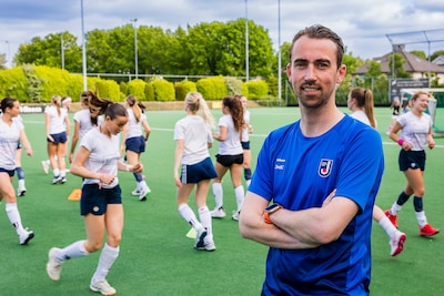 Joep (35) schrok zich rot na leegloop bij nieuwe club: ‘Waar ben ik in godsnaam aan begonnen?’
