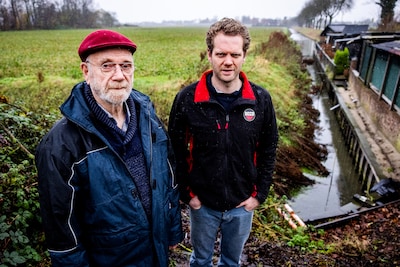 Slepend conflict over gedeelde sloot: vader en zoon vechten waterschap succesvol aan