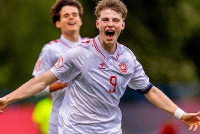 PSV nog volop in onderhandeling over een deal met het Deense toptalent Mikkel Bro Hansen (17)