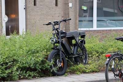 Jongen op fatbike gewond na oversteken straat in Kaatsheuvel