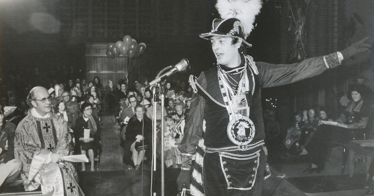 Een sociëteit boven een stripclub en seksuele revolutie tijdens carnaval. Alphons (82) wist wel hoe 