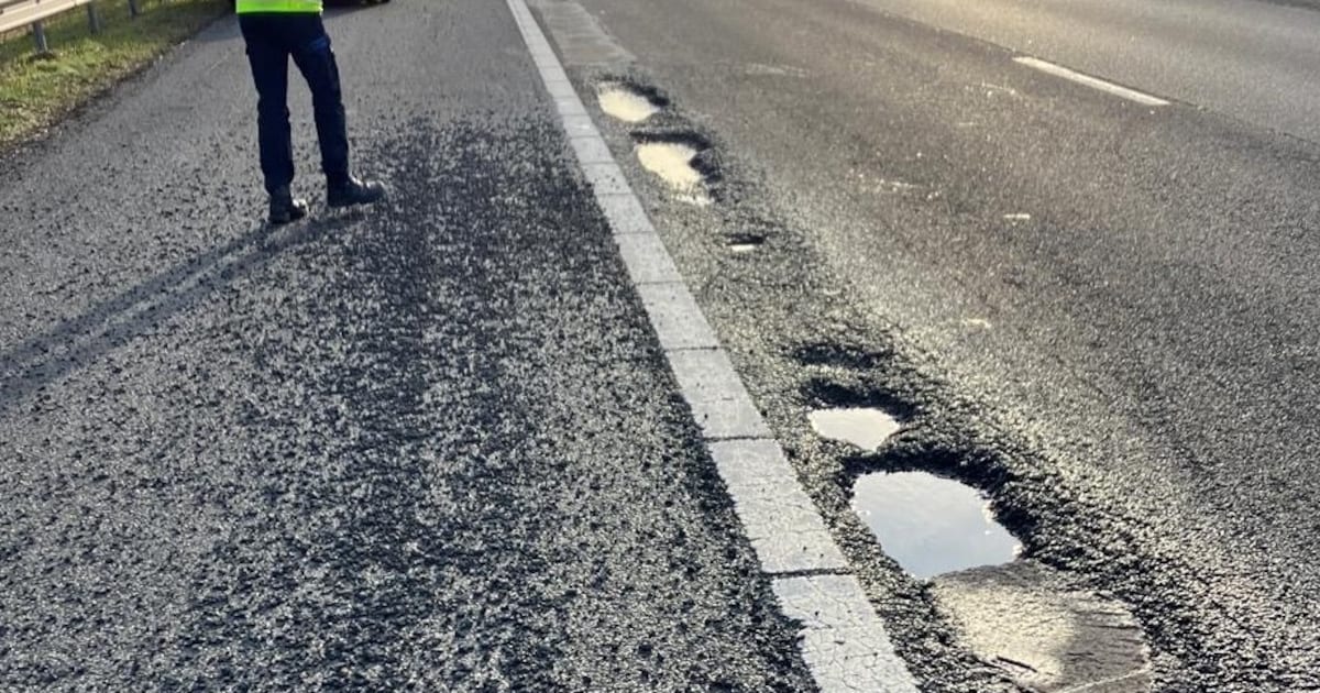 A270 bij Nuenen dicht door spoedreparatie aan asfalt