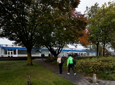 Jan van Brabant College verhuist in Helmond naar oude zwembadterrein: ‘Hier moeten we vijftig jaar m