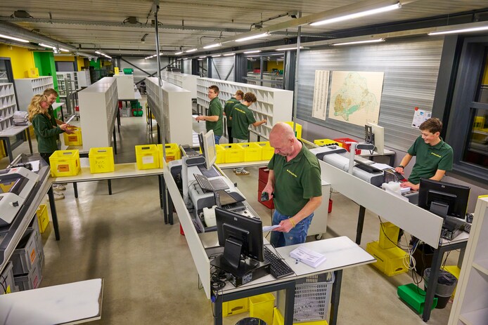 Echtpaar Van der Lee uit Oss verkoopt depostBode voor de tweede keer ...