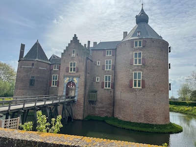 Kasteel Ammersoyen opent poorten tijdens kerstvakantie