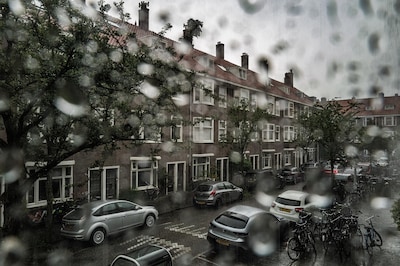 LIVE Onweer | Code oranje alleen nog in Overijssel en Gelderland, code geel in Brabant en Limburg