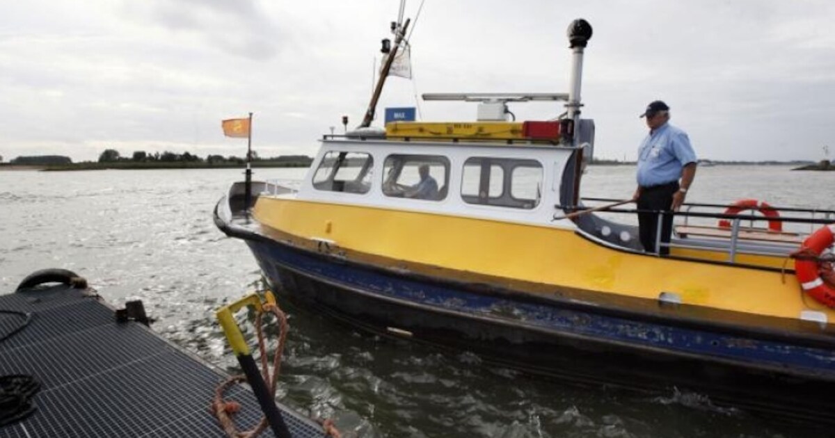 Schippers en kaartverkopers gezocht voor voetveer Heerewaarden-Varik